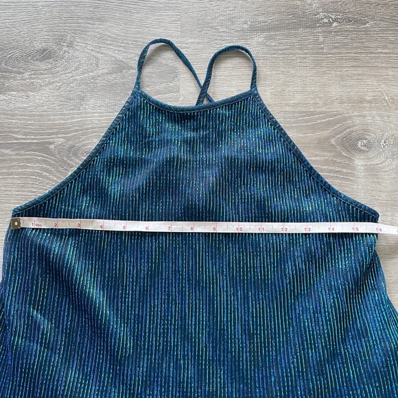 🆕 Guess | Annabella Cropped Flair Top Ornate Teal - Picture 6 of 10